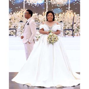 Appliques White Lace Africa Dresses Scoop Neck Long Sleeves Plus Size Wedding Gowns Vestido De Noiva