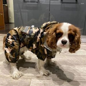 犬のアパレルペットレインコートカモフラージ服スモールドッグスイプパフジャンプスーツジャケットアウトドアリフレクティブパピーレインウェアフーディーズ用品