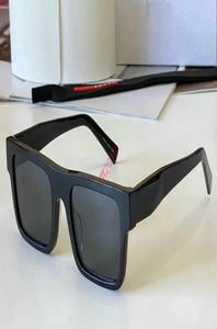 Symbole solglasögon för kvinnor och män Summerstil Antiultraviolet Retro Plate Square Full Frame Black Gold Gradient Grey Lens Fas1578584