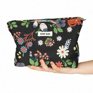 Bolsa de maquiagem feminina Black Jacquard de grande capacidade Batom de maquiagem Bolsa de armazenamento manual Bolsa de embreagem de mão Viagem de higiene pessoal Ins estilo y4ui#