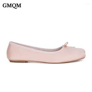 Sapatos casuais GMQM Brand Fashion Feminino 2024 Primavera Verão Seda de seda Flats de salto raso em Bowknot estilo simples Mary Jane