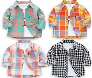 2020 Neue Kleinkindjungen Hemden Langarmplaid -Hemd für Kinder Frühling Herumn Kinder Kleidung lässige Baumwolle Hemd Tops 24m9y1035414