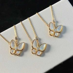 Designer Van High Edition Butterfly Necklace Female White Fritillaria Full Diamond S925 Plated Rose Gold Earstuds Collar Color Conservation