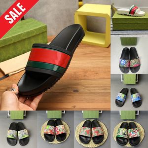 Designer sandaler för män kvinnor platt klackar glider mode lyxiga blommiga skjutreglage växel sula claquettes mules scuffs damer rum brokad tofflor strandskor sandal