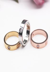 Tytanium STAL Srebrny pierścień miłosny mężczyzna Kobiety 4 mm 5mm 6 mm klasyczny projektant Rose Gold Pierścień Miłośnicy Para prezent ślubna Moda 1998098