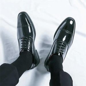 Dress Shoes Fall PU Leather Mens Designer Black Tennis Pair Man Sneakers Sports Sneeker Runner