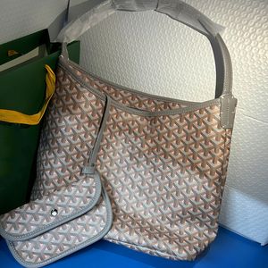 Designer Bag Fashion Tote Bag Hobo Bags Women Handbag Tote Armpit Bag Classic Walls Quality Cross Body Beach Totes Högkvalitativ varumärkesväskor Emagroderi Påsar