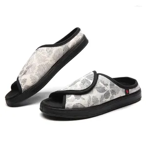 Sapatos casuais Summer Ajuste os pés ampliados inchados deformação de gordura ampla Cuidado de deformação macia e confortável diabetes