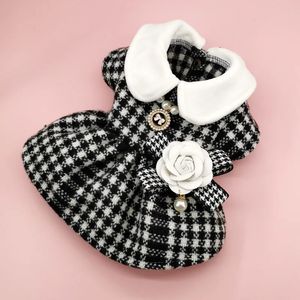 Pet Tweed Dress Spring Autumn Jackets Dog Clothestedy Bear Schnauzer Puppy Cat Warm Pet Clothes Dog Christmas Clothes 240416