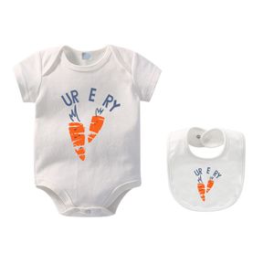夏の赤ちゃんのロンパーデザイナーキッズジャンプスーツ新生児のためのクラシックファッション服