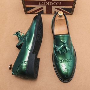 Herrenmoccasins Gentleman Loafer Männer lässig Leder Original -Slip auf Quasten Mens Party Dress Schuhe