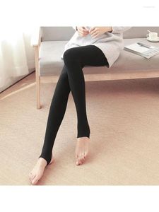 Frauen Socken 2024 500 g Herbst- und Winterkleidung Samt dicker Nylon nahtlos hohe Taille Fleischfarbene Hautbalck Leggings 1pcs