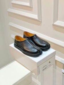 Designer tabi grossa sola magilla sapatos de dedão preto sapatos de lefu preto sapatos femininos de alta qualidade sapatos de fábrica