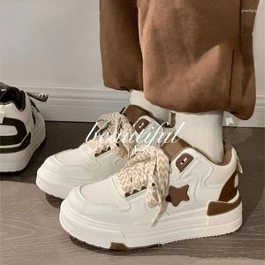 Lässige Schuhe Frauen Sneakers Plattform Sport 2024 Spring Harajuku White Kawaii Vulkanisieren Tennis weibliche flache koreanische Stiefel