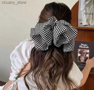 Hårgummiband Retro Vintage Big Bow Hair Claw Clips Barrette Hairn Pin for Women Girls For Holiday Gift Hair Accessories Headwear Ornament Y240417