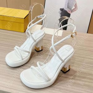 Projektant Pure Color Super High Sandals Women skórzana czarna/biała/morela/pomarańczowy jednoliniowy Sandał Sandałowy Lady Sexy Chunky Heels Otwarte