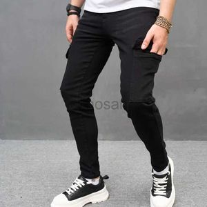 Mäns jeans 2024 NYA SVART SLIM MENS STREKT LARGO PANTER Fashion Hip Hop Streetwear Male Work Wear Pocket Denim Trousers D240417