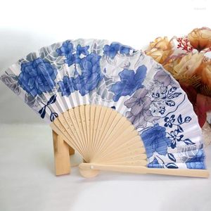 Decorative Figurines Chinese Hand Fold Fan Vintage Style Bamboo Wood Folding Flower Pattern Dance For Women Po Props Wedding Accessory