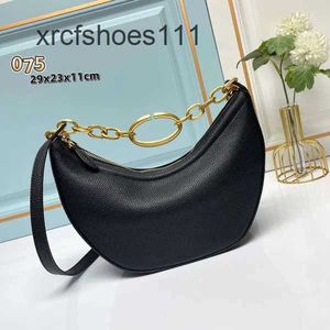 Crossbody Valenn Women Chain Fashionable Bag Cowhide Shoulder Bags Evening One Purse Design 2024 Saddle Handbag High-end Stud Slimming Small ADG3