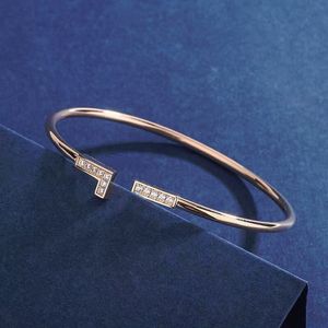 Diamond Armband Designer Armband Ti Armband Tennis Armband 14K Dubbel T -formade kvinnors armband Juveler Designer för Women Hearts Armband Gold Armband Woman