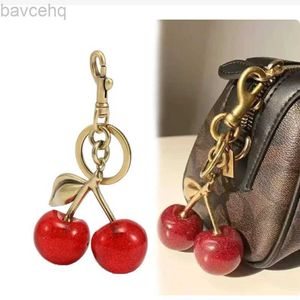 Keychains Lanyards Cherry Keychain Bag Pendant Axelband Utökad väska Rem Utökad Pearl Chain Crossbody -tillbehör Delikat Pendant D240417