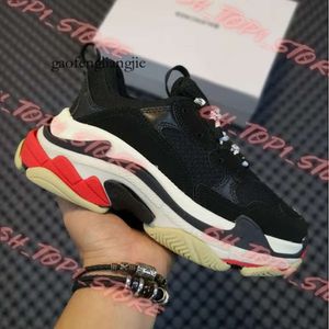 Designer Crystal Bottom 17W Frauen Herren Freizeitschuhe Neueste Dad Plattform Luxus Triple S Black White Red Blue Brand Tennis 346