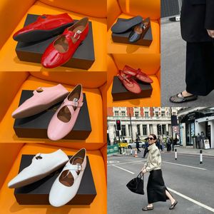 С дизайнером коробки дизайнер сандалий Slider Slider Flat Prading Shoes Tancing Женщины круглой ноги для страшных туфель роскошные кожа