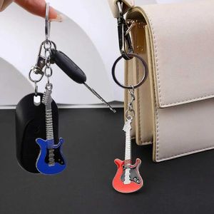 20BY Keychains Lanyards 2023 Y2k Guitar Key Chain for Women Sweet Cool Trend Fashion Pendant Vintage Aesthetic Accessories Gift New d240417