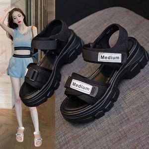 Moda çiçek topuk tuval tazz terlik çiçek slayt sandal sandal üst kadın yılan kaplan plaj ayakkabı kauçuk kaydırır deri somunlar sanale dhgate lüks tasarımcı ayakkabı