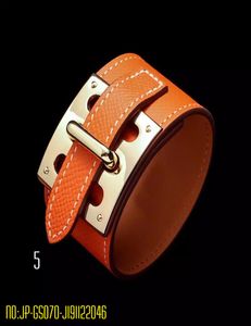 2020 Nytt mode rostfritt stål Real Leather Bangle Classic Double H Letter Manschettarmband Silver Bangle Designer Märke smycken3957130