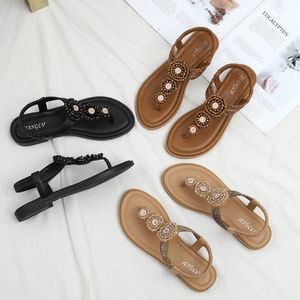 Sandaler Slide tofflor Womens Beach Summer Low Heel Shoes Slide Outdoors Summer Shoes Black Girl Shoes Storlek 36-42 Het Sale