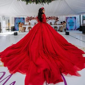 Röda 3D -blommor applikationer spetsboll klänning quinceanera klänningar från axeln långärmad korsett söt 16 vestidos de xv anos