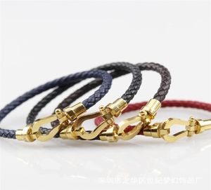 Lover Braided Leather Bracelets Aço inoxidável Pulseira de fivela magnética Presentes de pulseira de alta qualidade para mulheres MEN29704521130