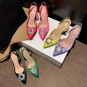 Amina Muaddi Designer Sandals Satin Pointed Designer Heels Women Shoes Bowtie Slingbacks Pumps Crystal 10cm Designer Shoes Wedding Formal Sh040
