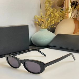 Modedesigner solglasögon Goggle Beach Sun Glasses utomhus Tidlös klassisk stil för man kvinnliga glasögon