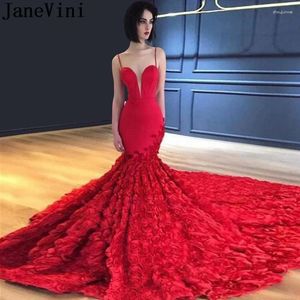 Vestidos de festa Janevini 2024 Long Red Prom com 3D Rose Flowers Court Train Trumprt sereia vestido formal sexy