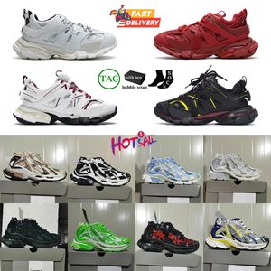 2024 new Womens Men Top Track Runners 7.0 Fashion Designers shoes Trainers Graffiti Black Blue Red Tracks jogging hiking Runner 7 Sneakers 36-46