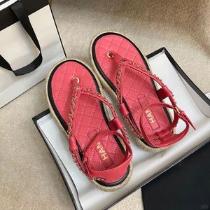 Dhgate Thong Slipper Espadrilles Luksusowe buty swobodne Flip Flip Flops damski sandałowy Mens Mels Summer Slajd Slajfer skórzane suwaki Designer But Hasp Łańcuch płaski sandał