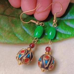 Dangle Ohrringe Mode natürliche Nepal Perle Green Jade Red Perlen Gold Geschenk Hochzeitszubehör Urlaub Geschenke Valentinstag Jahr