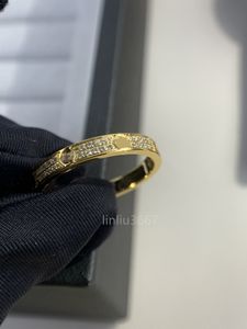 Projektantka Gold Love Full lub 8 Diamonds Pierścień najwyższej jakości V-Gold Gold Pierścienie Klasyczne Premium For Girl Gift Biżuteria z pudełkiem 7E5C38 V- S 7E5C3
