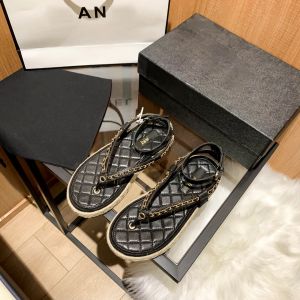 Chanells sandals designer canale perizoma sandalo hasp infrasoli di nuove galline da donna di lusso da uomo estate da uomo di alta qualità Scarpe casual di alta qualità Catena 92