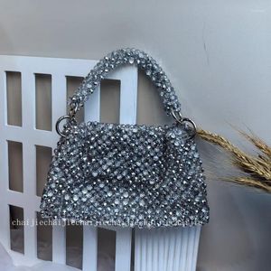 Ręcznie tkane z koralikami kryształ lśniący High End Damskie torebki moda retro srebrna klapa wieczorowa łańcuch crossbody dla kobiety