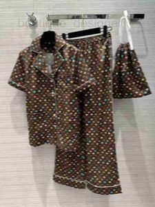 Duas peças Designer de vestido Luxury Brand Wide Trousers Suit com bolsa para mulheres 2024 Summer lapel lady buttle letra impressão de três peças sets femininos pyf6