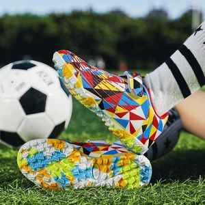 Amerikanische Fußballschuhe Kinderfußball farbenfrohe Kinder Rasen Stollen Geometrische Muster Jungen Stiefel Nicht -Slip -Kinder Chuteira Futsal Sneakers