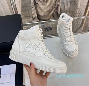 2024 Sneakers with Box Size 35-40 Casual Shoes Women White Flat Leather Shoe Product