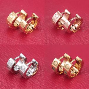 Titanium Steel Stud arring for Woman الرائعة أزياء بسيطة C خاتم الماس سيدة الأقراط المجوهرات هدية S