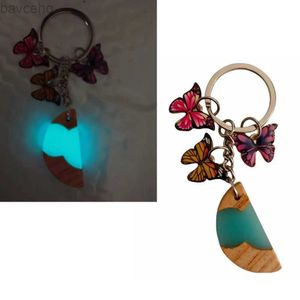 Keychains Lanyards Moon Butterfly Keychain Night Glow Moon Jewelry Wholesale Promotion Key Hanging Bag Decoration Accessories Gifts d240417