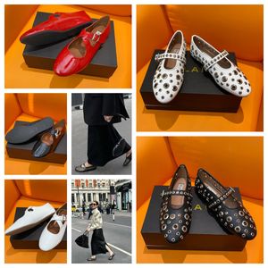 2024 With Box Designer Sandal ballet slipper slider flat dressing shoes dancing Women round toe Rhinestone Boat shoes Luxury riveted shoes size 35-40 GAI black