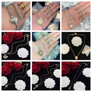 여성을위한 브랜드 하트 펜던트 디자이너 Sier Necklaces 빈티지 디자인 선물 선물 롱 체인 사랑 부부 가족 보석 목걸이 파티 선물 도매