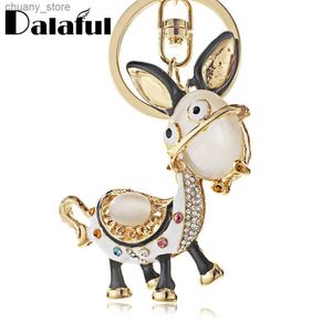 Keychains Lanyards Dalaful Emalj Donkey Handväska Pendant Crystal Keyrings Keychains for Car Purse Bag Buckle Party Gift Key Chains Holder K243 Y240417